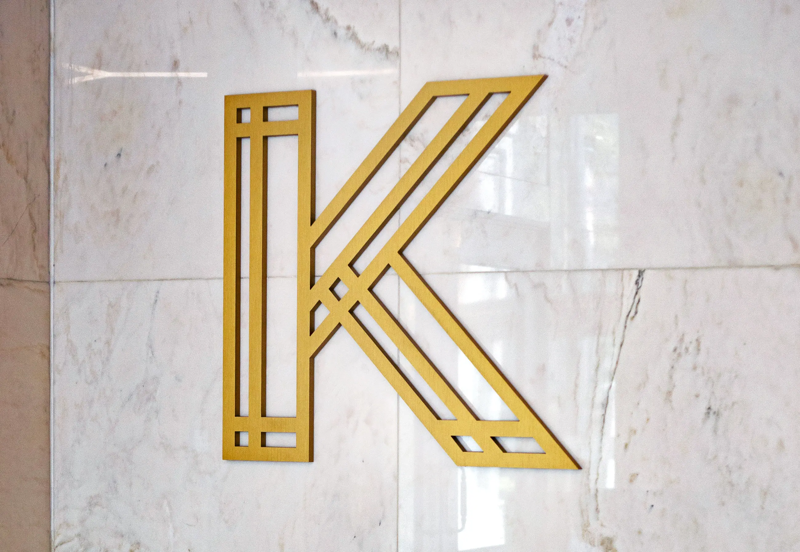 Kearns Building Logo in Lobby